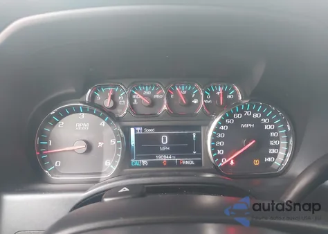 2018 Chevrolet Silverado 1500 1Lt z USA, uszkodzony, nr VIN 3GCPCREC3JG178737